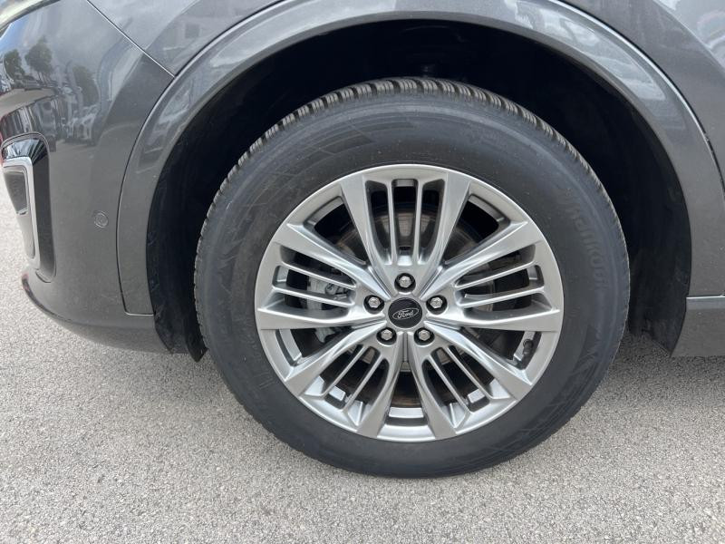 Ford Kuga 2.5 Duratec 190ch FHEV E85 Vignale BVA  occasion  Dijon - photo n9
