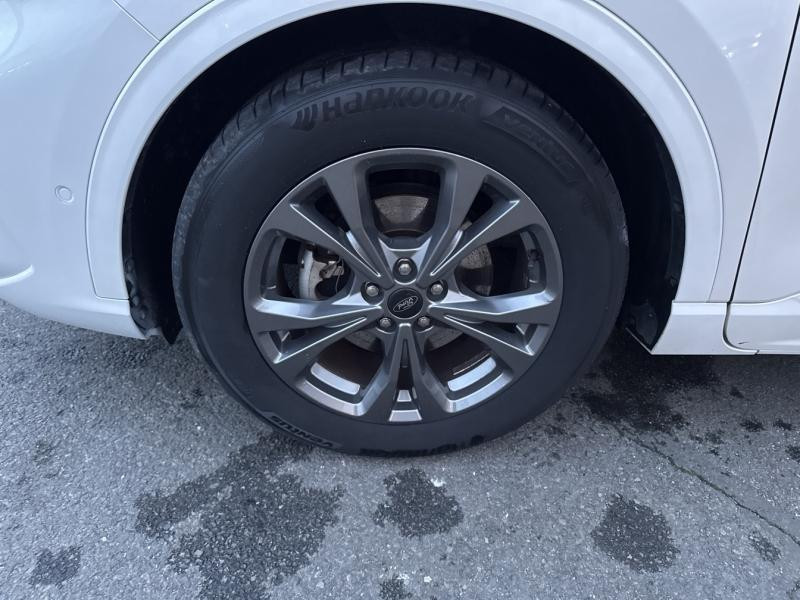 Ford Kuga 2.5 Duratec 190ch FHEV ST-Line BVA  occasion � Fleury-les-Aubrais - photo n�9