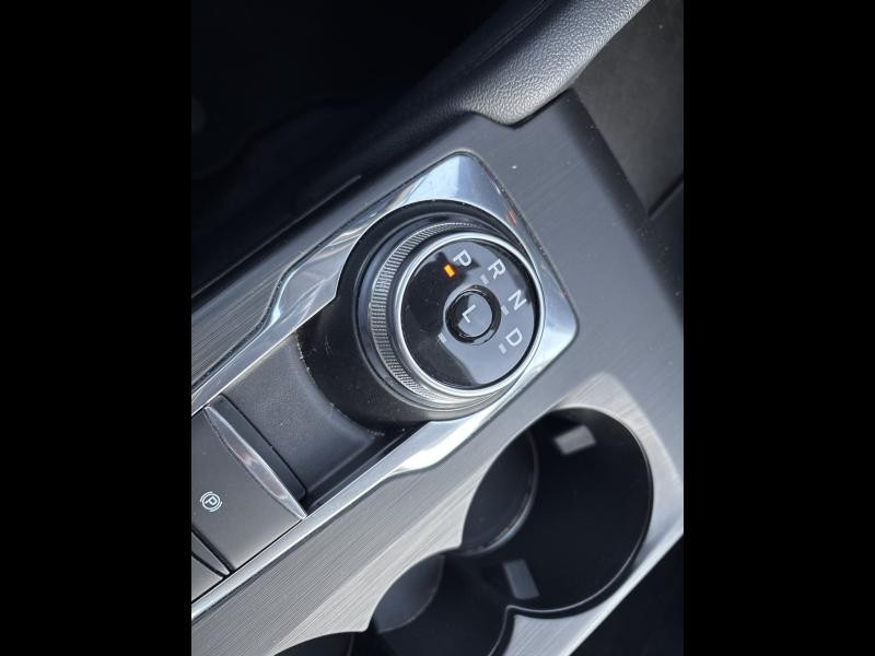 Ford Kuga 2.5 Duratec 190ch FHEV Titanium BVA i-AWD 4X4  occasion � Beaune - photo n�19