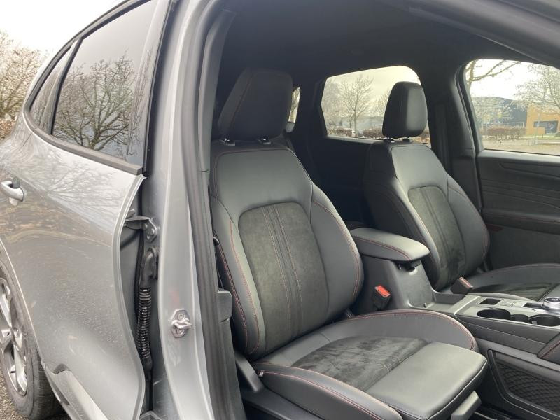 Ford Kuga 2.5 Duratec 243ch Hybride Rechargeable ST-Line X Powershift  occasion � Saint-Doulchard - photo n�11