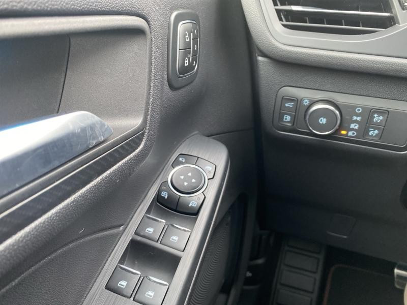 Ford Kuga 2.5 Duratec 243ch Hybride Rechargeable ST-Line X Powershift  occasion � Saint-Doulchard - photo n�20