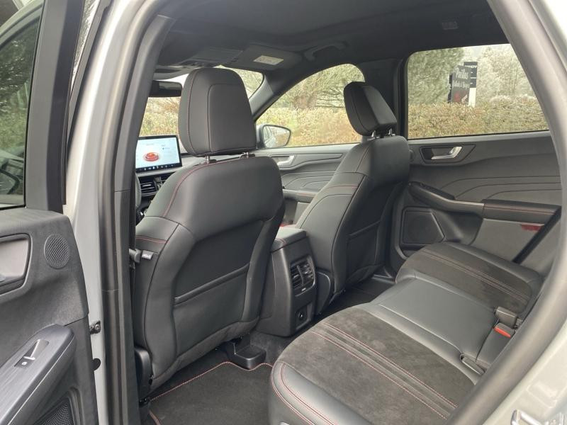 Ford Kuga 2.5 Duratec 243ch Hybride Rechargeable ST-Line X Powershift  occasion � Saint-Doulchard - photo n�12