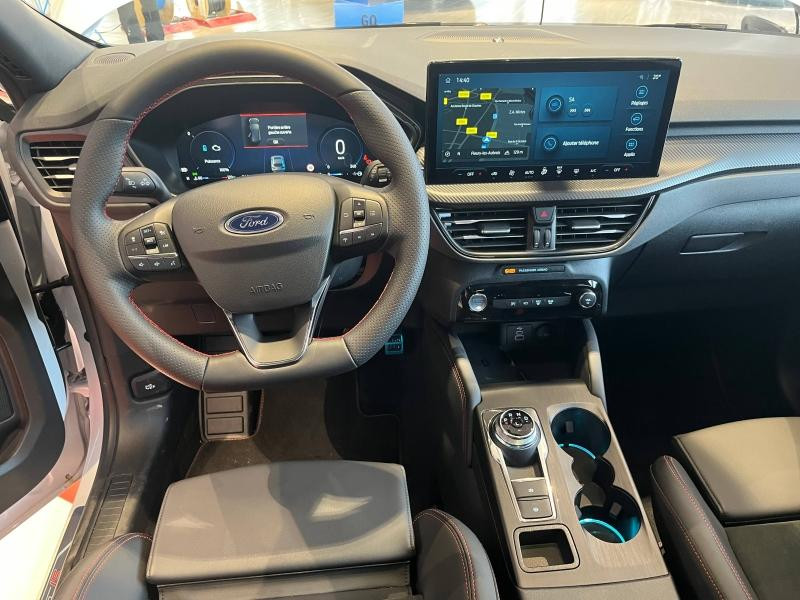 Ford Kuga 2.5 Duratec 243ch Hybride Rechargeable ST-Line X Powershift  occasion � Fleury-les-Aubrais - photo n�9