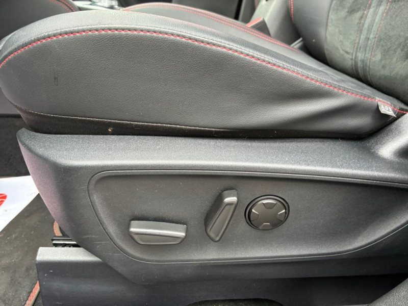 Ford Kuga 2.5 Duratec Flexifuel 180ch  e-CVT FHEV 4x2  ST-Line X  occasion � M�rignac - photo n�19