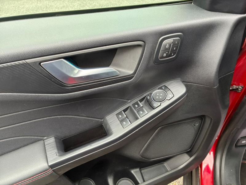 Ford Kuga 2.5 Duratec Flexifuel 180ch  e-CVT FHEV 4x2  ST-Line X  occasion � M�rignac - photo n�18