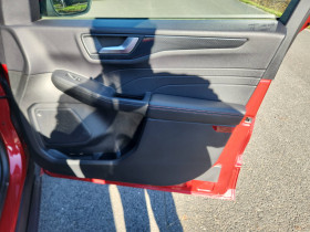 Ford Kuga Kuga 2.5 Duratec 190 ch FlexiFuel FHEV E85 Powershift ST-Lin  occasion � Lescure-d'Albigeois - photo n�18