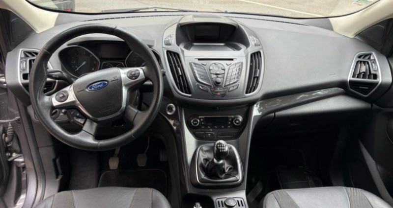 Ford Kuga Platinium 2.0 TDCi 140 cv 2014 - photo n°5 Ford Kuga Platinium 2.0 TDCi 140 cv  occasion à SAINT-ETIENNE - photo n°5