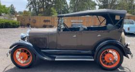 Ford Model A , garage GOOD TIMERS  LYON