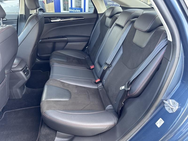Ford Mondeo 2.0 HYBRID 187ch ST-Line BVA 4p 7cv  occasion � Fleury-les-Aubrais - photo n�11