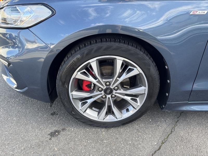 Ford Mondeo 2.0 HYBRID 187ch ST-Line BVA 4p 7cv  occasion � Fleury-les-Aubrais - photo n�9