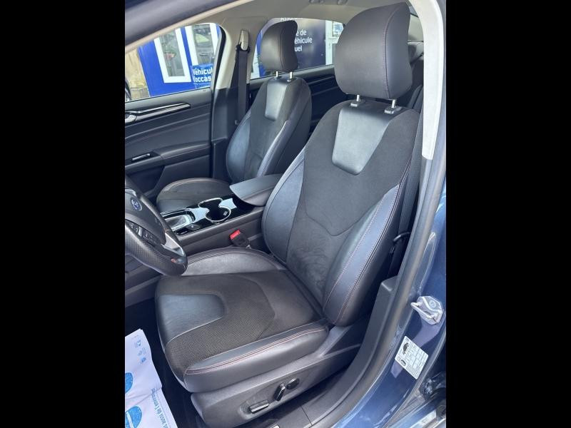 Ford Mondeo 2.0 HYBRID 187ch ST-Line BVA 4p 7cv  occasion � Fleury-les-Aubrais - photo n�12