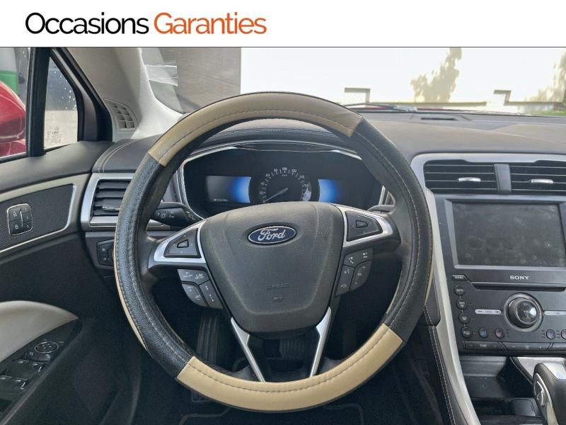 Ford Mondeo HYBRID 187ch Vignale BVA 4p  occasion  PARIS - photo n10