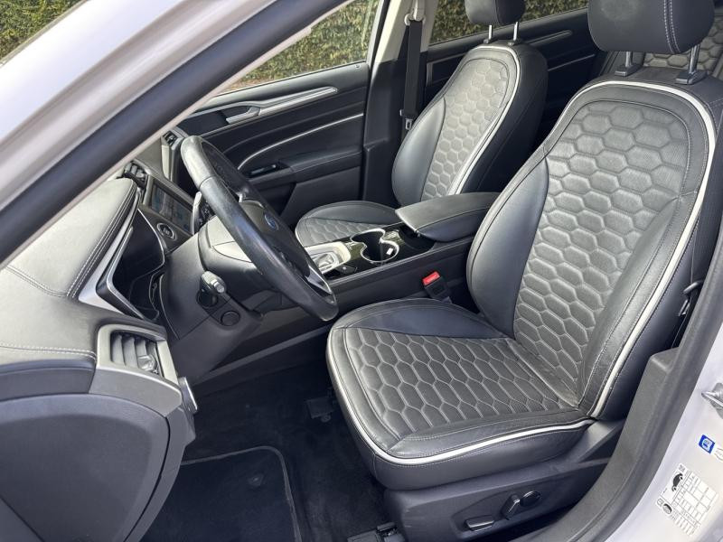 Ford Mondeo HYBRID 187ch Vignale BVA 4p  occasion  Saint-Doulchard - photo n10