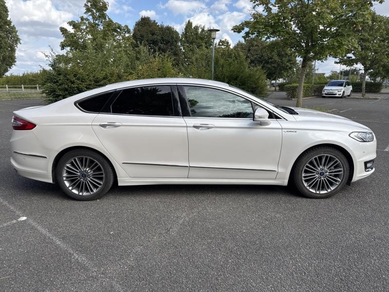Ford Mondeo HYBRID 187ch Vignale BVA 4p  occasion  Saint-Doulchard - photo n4