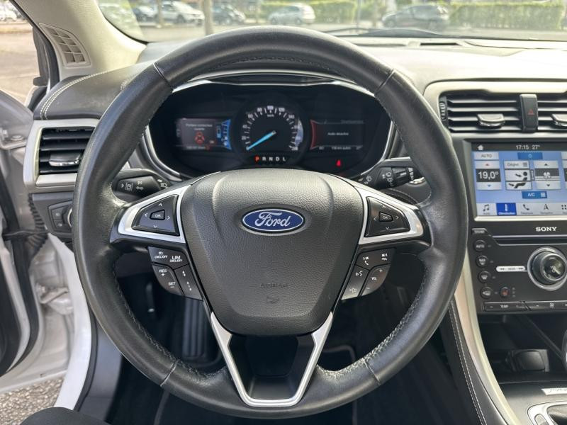 Ford Mondeo HYBRID 187ch Vignale BVA 4p  occasion  Saint-Doulchard - photo n15