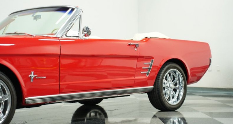 Ford Mustang  1966 - photo n°3 Ford Mustang   occasion à LYON - photo n°3