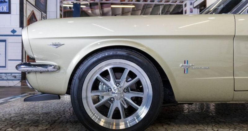 Ford Mustang  1965 - photo n°3 Ford Mustang   occasion à LYON - photo n°3