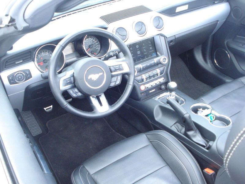 Ford Mustang 2.3 eco Boost Cabriolet