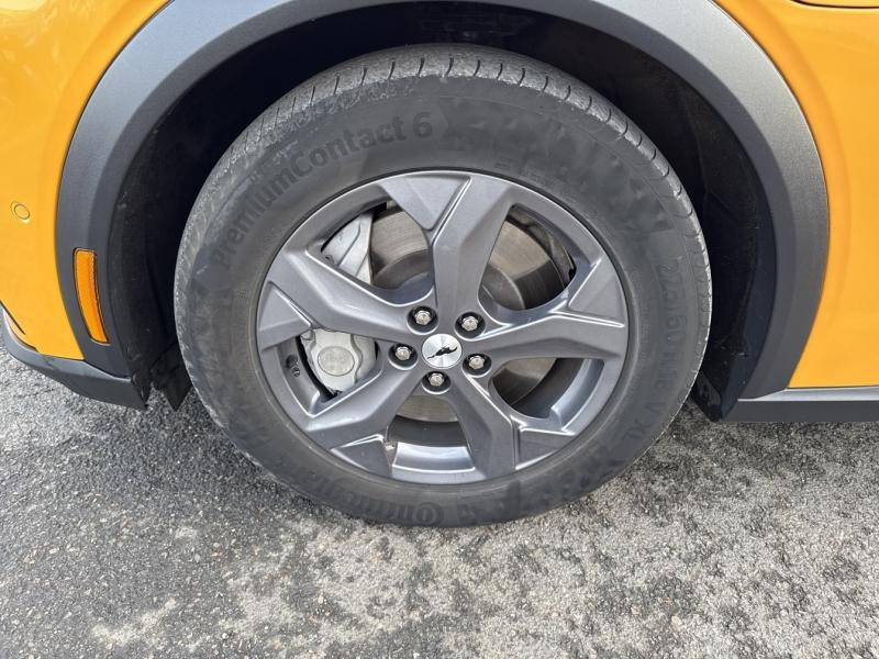 Ford Mustang 269ch Standard Range 72,6kWh Mach-E Propulsion  occasion � Fleury-les-Aubrais - photo n�9