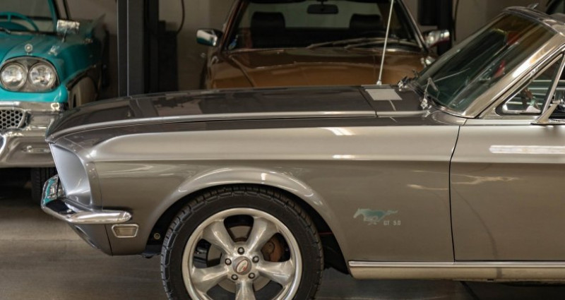 Ford Mustang 302 5.0L V8 Convertible 1968 - photo n°5 Ford Mustang 302 5.0L V8 Convertible  occasion à LYON - photo n°5