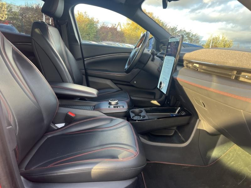 Ford Mustang 351ch Extended Range 99kWh Premium AWD 2021 - photo n°11 Ford Mustang 351ch Extended Range 99kWh Premium AWD  occasion à Dijon - photo n°11