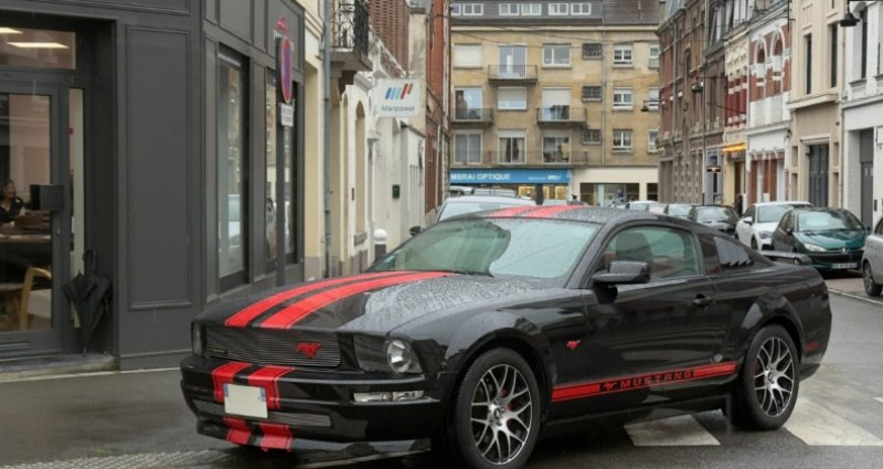 Ford Mustang 4.0 V6 214 cv / LIGNE MAGNAFLOW / HISTORIQUE CONNU  occasion � Cambrai - photo n�7