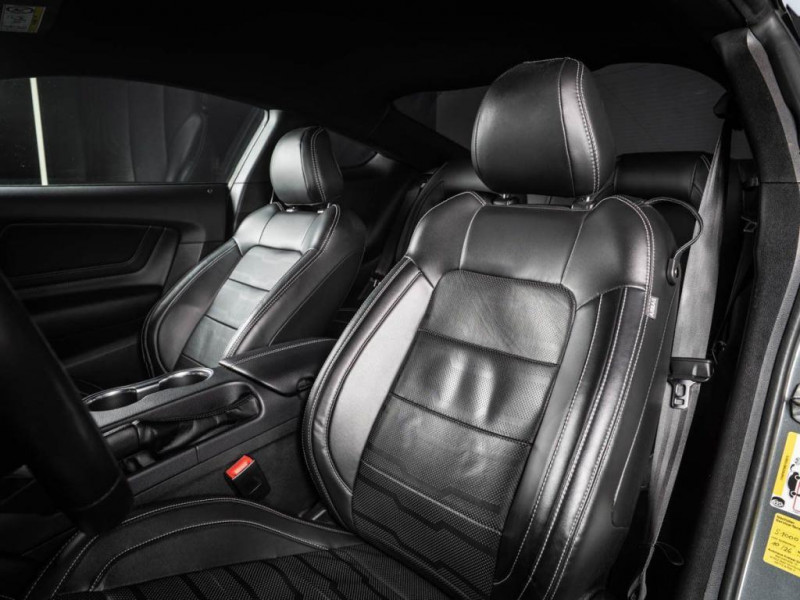 Ford Mustang 5.0 450ch BVA  occasion � L'Union - photo n�11