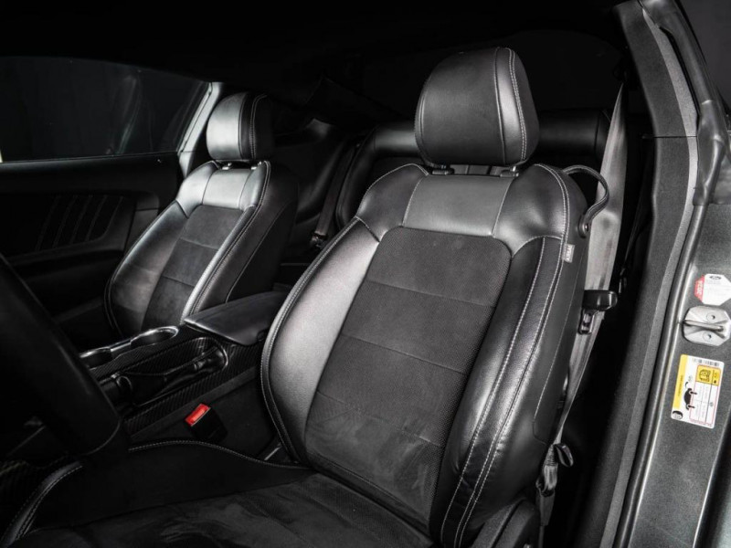 Ford Mustang 5.0 450ch BVA  occasion � L'Union - photo n�11