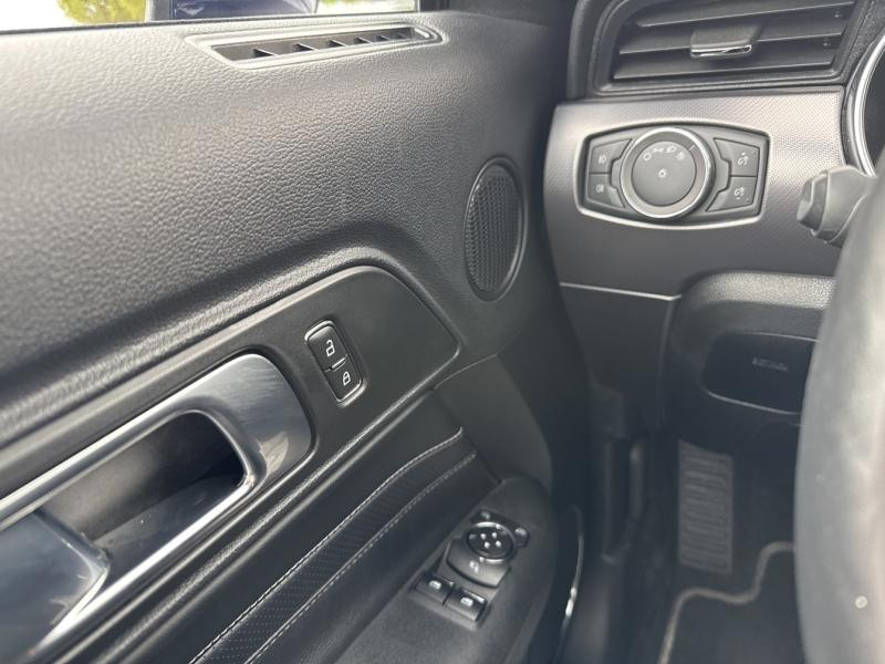 Ford Mustang 5.0 V8 450ch GT BVA10 2019 - photo n°19 Ford Mustang 5.0 V8 450ch GT BVA10  occasion à Saint-Doulchard - photo n°19