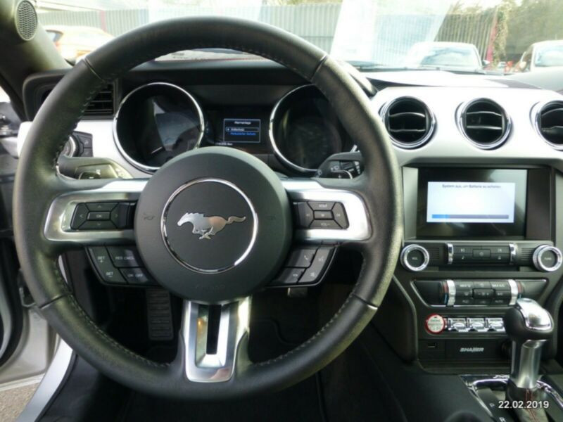 Ford Mustang 5.0 V8 GT 421 ch
