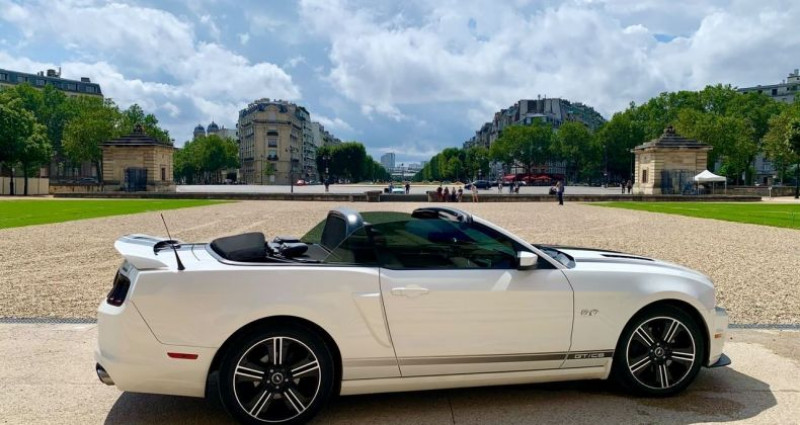 Ford Mustang GT / CS  occasion à Paris - photo n°4