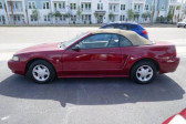 Ford Mustang occasion année 2001 boite Automatique Annonce Ford Mustang occasion Essence mustang cabriolet 6 cyl... A LOT OF FUN!! à Orgeval