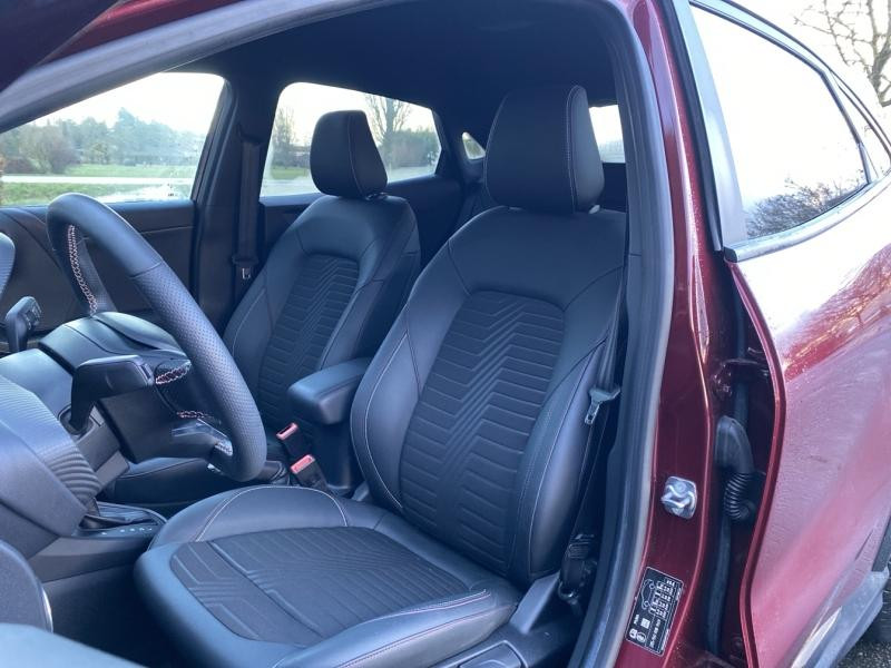 Ford Puma 1.0 EcoBoost 125ch S&S mHEV ST-Line X Vivid Ruby Edition Pow  occasion � Saint-Doulchard - photo n�10