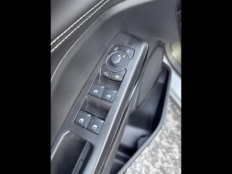 Ford Puma 1.0 EcoBoost Hybrid 125ch Titanium Business S&S Powershift  occasion � Fleury-les-Aubrais - photo n�18