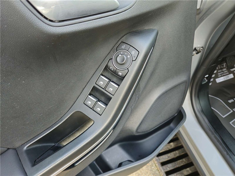 Ford Puma 1.0 FLEXIFUEL 125 CH MHEV S&S BVM6 Titanium  occasion � Toulouse - photo n�11