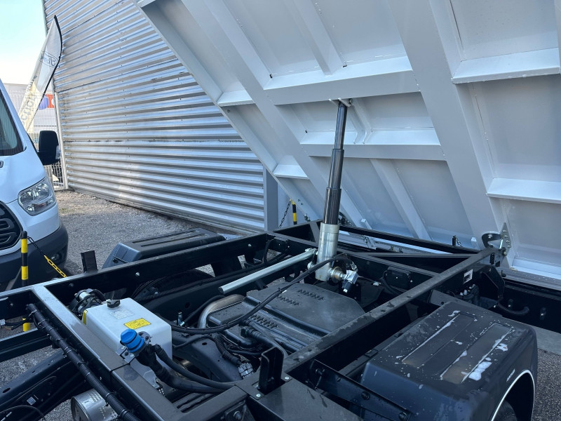Ford Ranger 2.0 EcoBlue 170ch Stop&Start Châssis Cabine XL 4x4  occasion  Beaune - photo n4