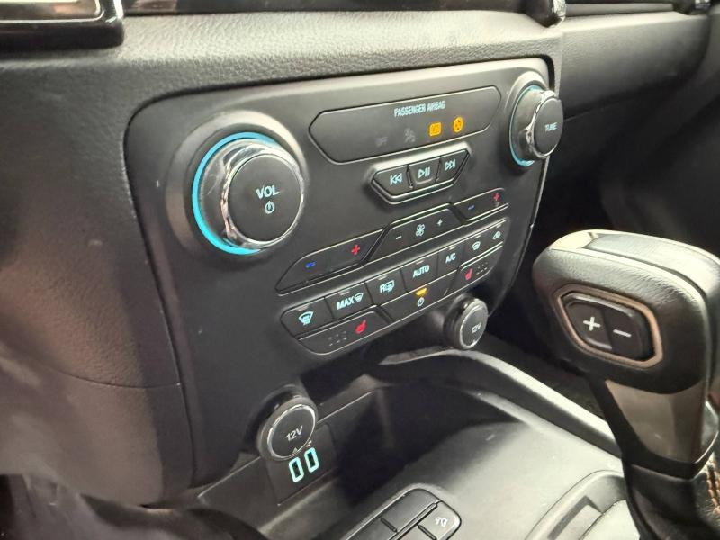 Ford Ranger 2.0 TDCi 213ch Super Cab Wildtrak BVA10  occasion  Beaune - photo n19