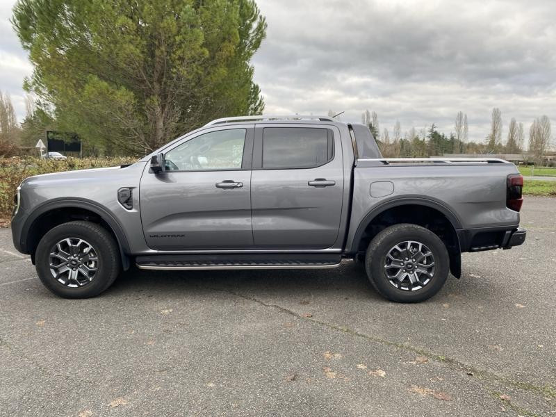 Ford Ranger 3.0 EcoBlue V6 240ch Stop&Start Double Cabine Wildtrak e-4WD  occasion � Saint-Doulchard - photo n�8