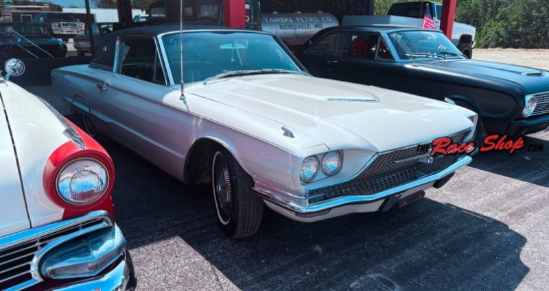 Ford Thunderbird  1966 - photo n°4 Ford Thunderbird   occasion à LYON - photo n°4