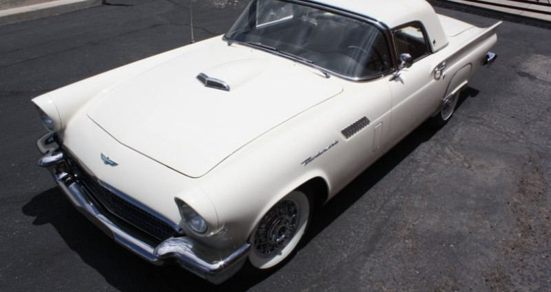 Ford Thunderbird  1957 - photo n°2 Ford Thunderbird   occasion à LYON - photo n°2