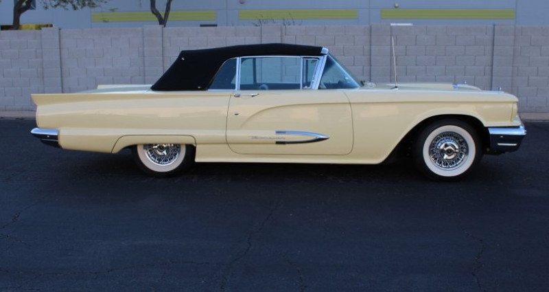 Ford Thunderbird  1959 - photo n°2 Ford Thunderbird   occasion à LYON - photo n°2