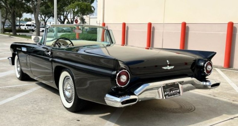 Ford Thunderbird  1957 - photo n°6 Ford Thunderbird   occasion à LYON - photo n°6