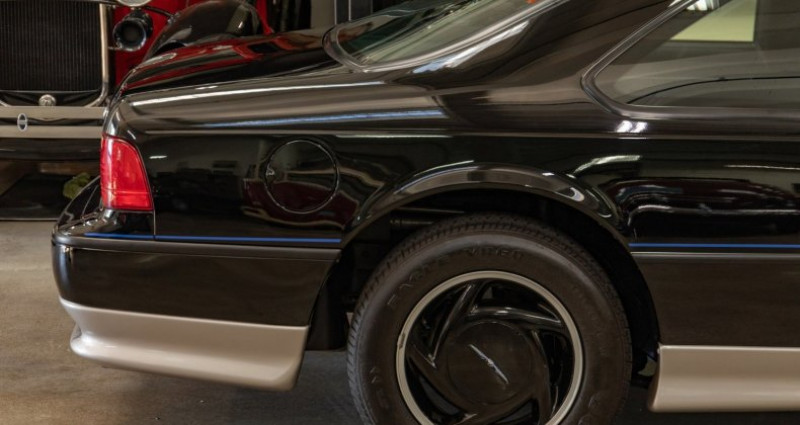 Ford Thunderbird Supercharged 3.8L V6 Coupe with 3K ori 1990 - photo n°2 Ford Thunderbird Supercharged 3.8L V6 Coupe with 3K ori  occasion à LYON - photo n°2