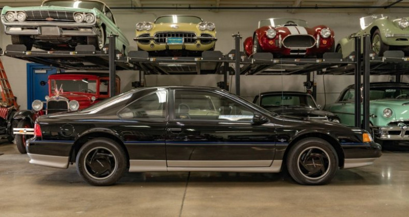 Ford Thunderbird Supercharged 3.8L V6 Coupe with 3K ori 1990 - photo n°3 Ford Thunderbird Supercharged 3.8L V6 Coupe with 3K ori  occasion à LYON - photo n°3