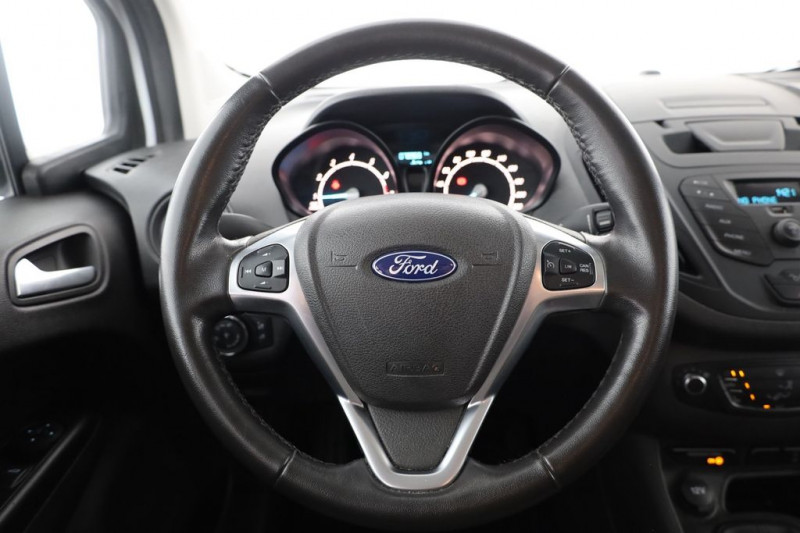 Ford Tourneo 1.0 EcoBoost 100  occasion  Beaupuy - photo n10