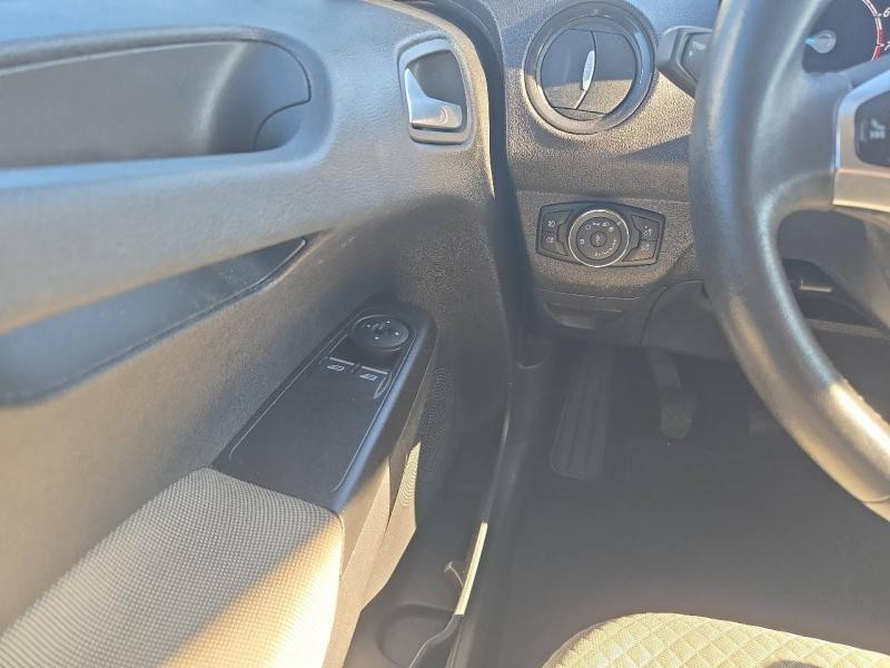 Ford Tourneo 1.0E 100ch Titanium  occasion  Dijon - photo n19