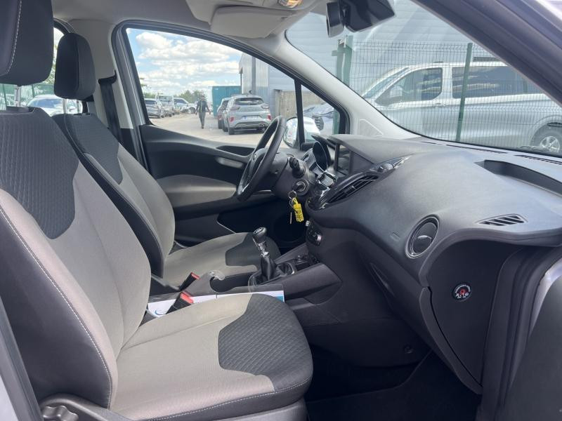 Ford Tourneo 1.5 TDCI 100ch Titanium  occasion  Dijon - photo n11