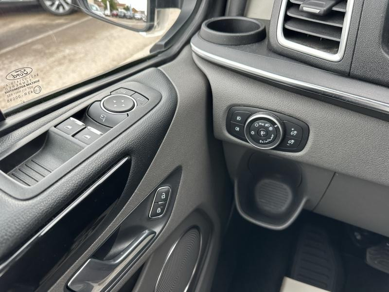 Ford Tourneo 320 L1H1 1.0 EcoBoost 120ch pHEV Titanium  occasion  Dijon - photo n18