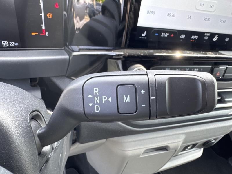 Ford Tourneo 320 L1H1 2.0 EcoBlue 170ch Titanium BVA8  occasion  Saint-Doulchard - photo n19