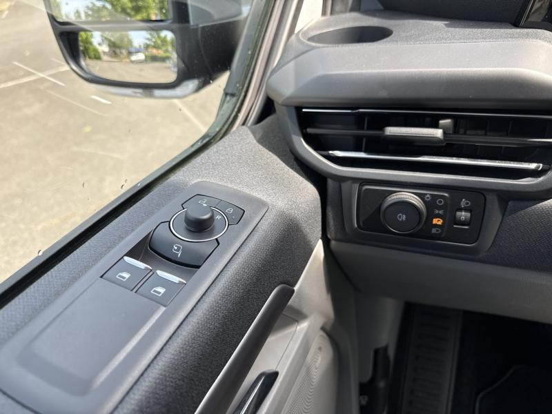 Ford Tourneo 320 L1H1 2.0 EcoBlue 170ch Titanium BVA8  occasion  Saint-Doulchard - photo n20